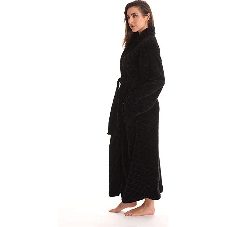 Medical-grade velour kimono hooded bath robes, women's maxi length, post-operative recovery comfort, professional care